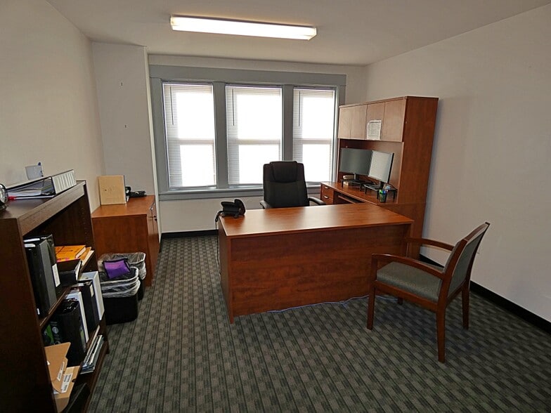 More Photos Of 2495 Elmwood Ave, Buffalo Office For Sale