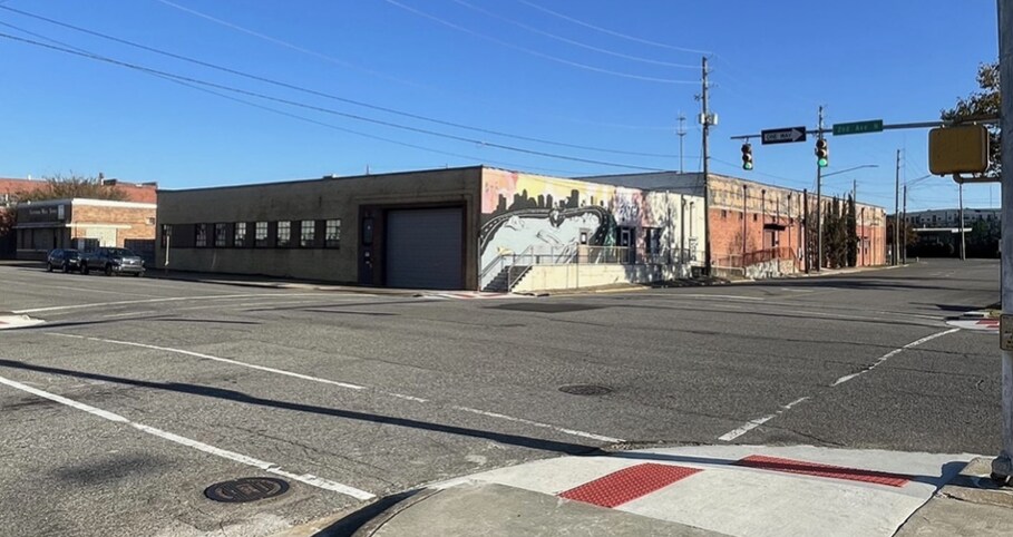 More Photos Of 1215 2nd Ave N, Birmingham Unknown For Lease