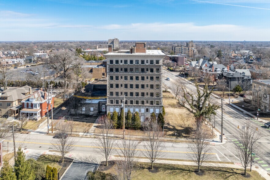 More Photos Of 1312 E Broad St, Columbus Apartments For Sale
