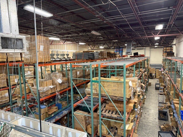 More Photos Of 1520 S Powerline Rd, Deerfield Beach Warehouse For Lease