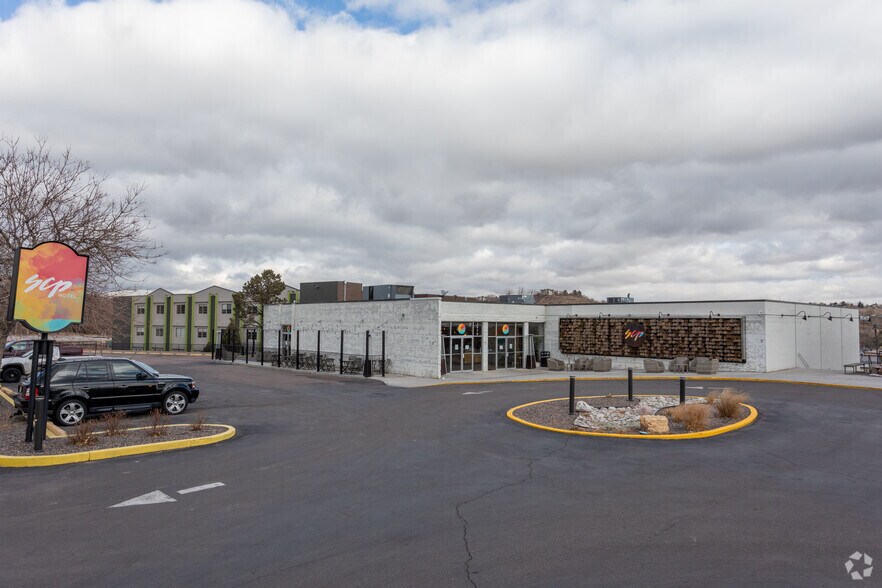 More Photos Of 2850 S Circle Dr, Colorado Springs Hotel For Sale