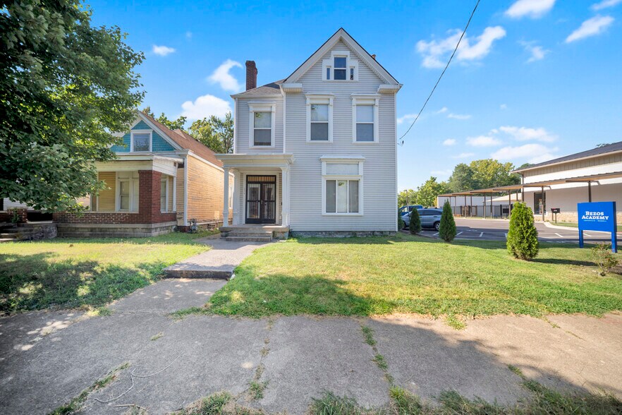 More Photos Of 3016 River Park Dr, Louisville Specialty For Sale