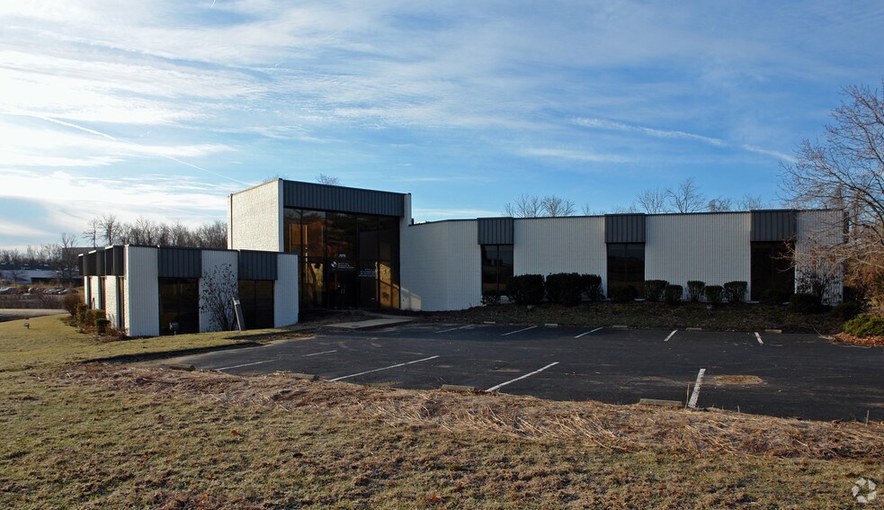 Primary Photo Of 7075 Industrial Rd, Florence Medical For Lease