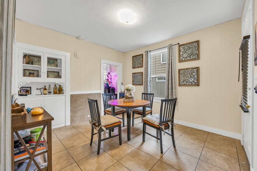 More Photos Of 1721 U St, Sacramento Apartments For Sale