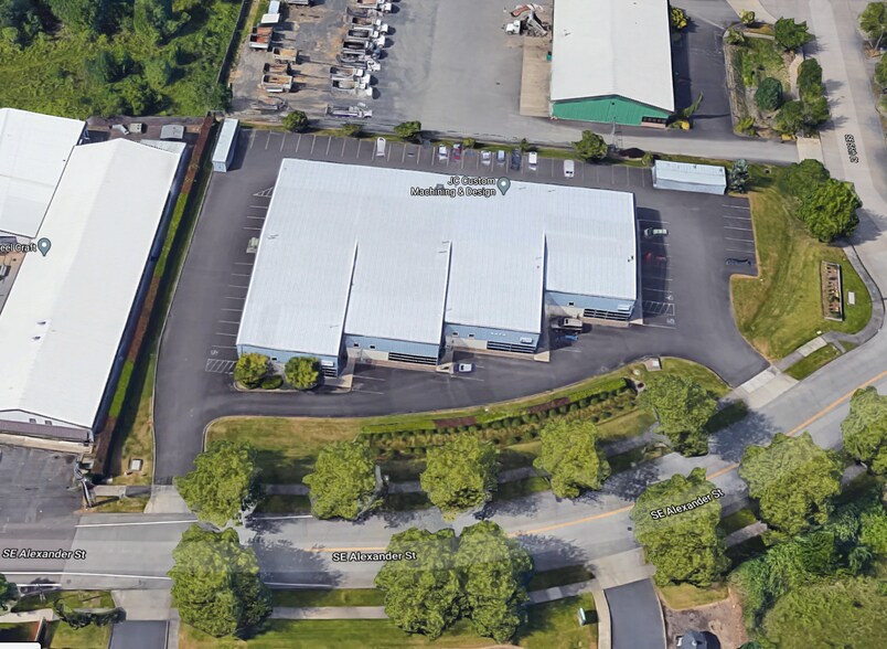 More Photos Of 5575 SE Alexander St, Hillsboro Warehouse For Sale