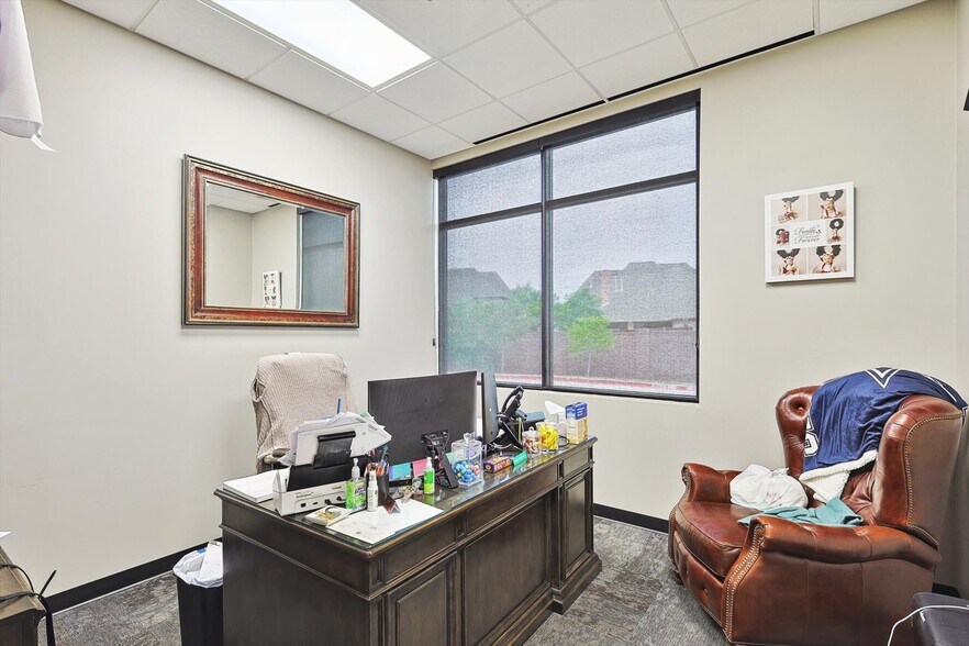 More Photos Of 165 E State Highway 121, Coppell Medical For Sale