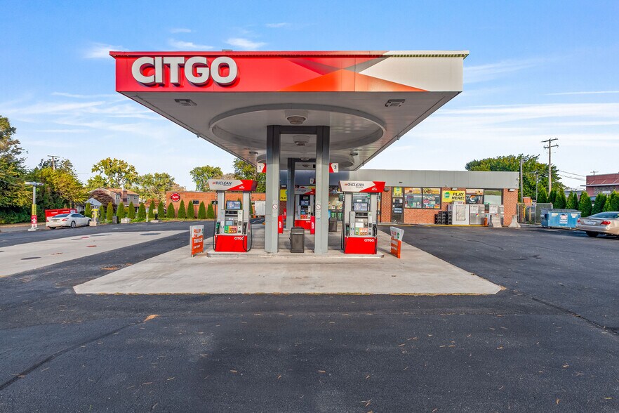 More Photos Of 741 N Cedar Crest Blvd, Allentown Service Station For Sale