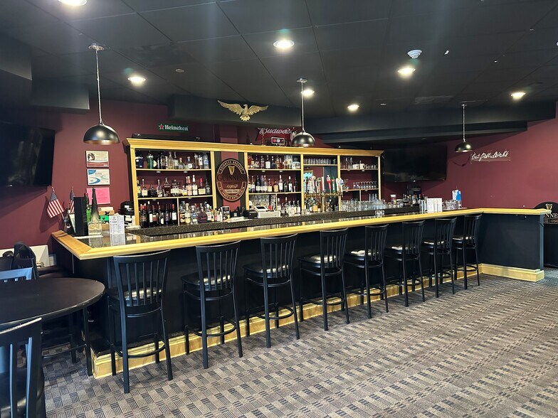 More Photos Of 304 Georges Rd, Dayton General Retail For Sale