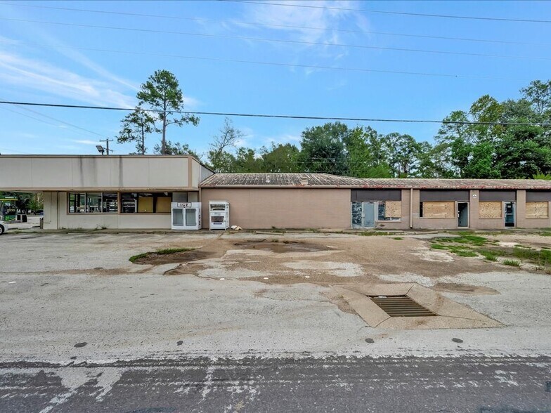More Photos Of 125 S FM 1194, Lufkin Convenience Store For Sale