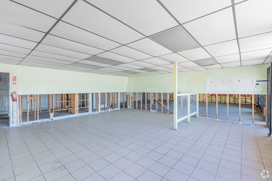 More Photos Of 1705-1727 National City Blvd, National City Auto Dealership For Sale