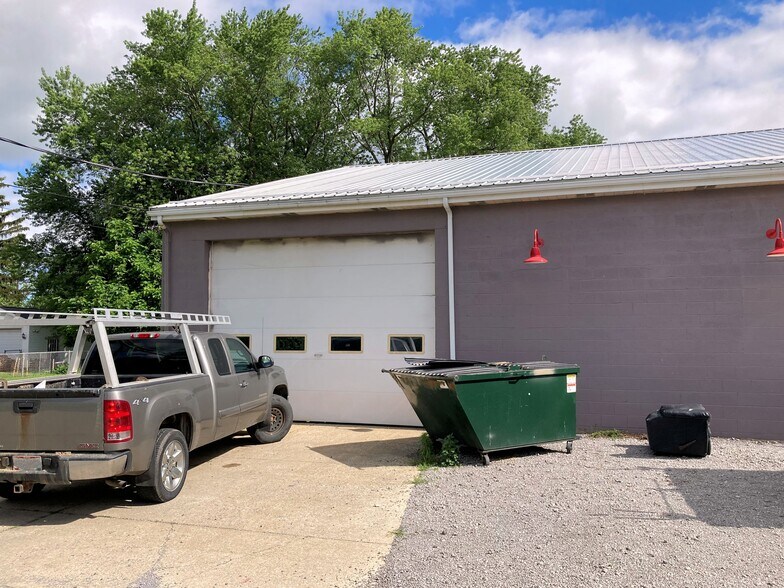 More Photos Of 670 Sherman, Geneva Flex For Sale