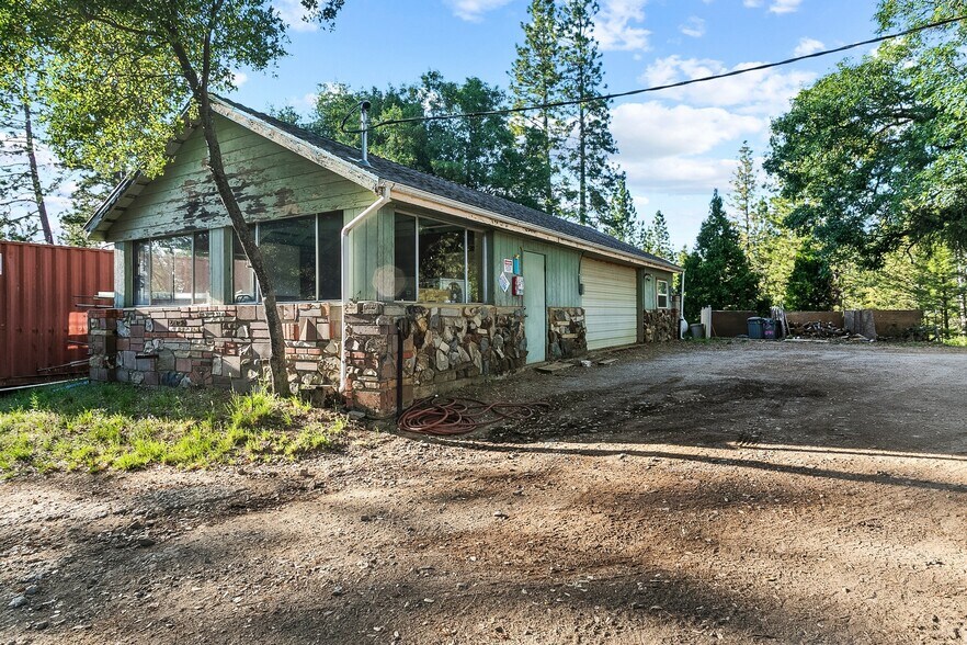 More Photos Of 3369 N Railroad Flat Rd, Wilseyville Land For Sale