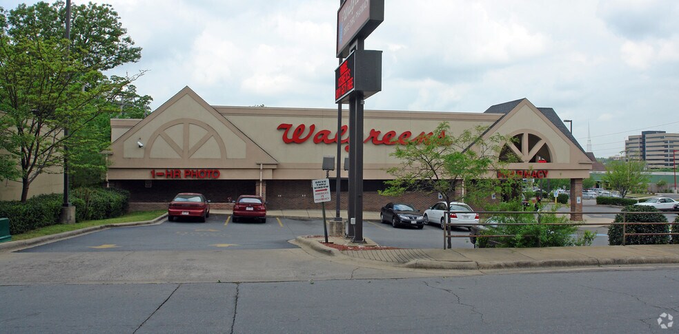 More Photos Of 5525 W 12th St, Little Rock Drugstore For Sale