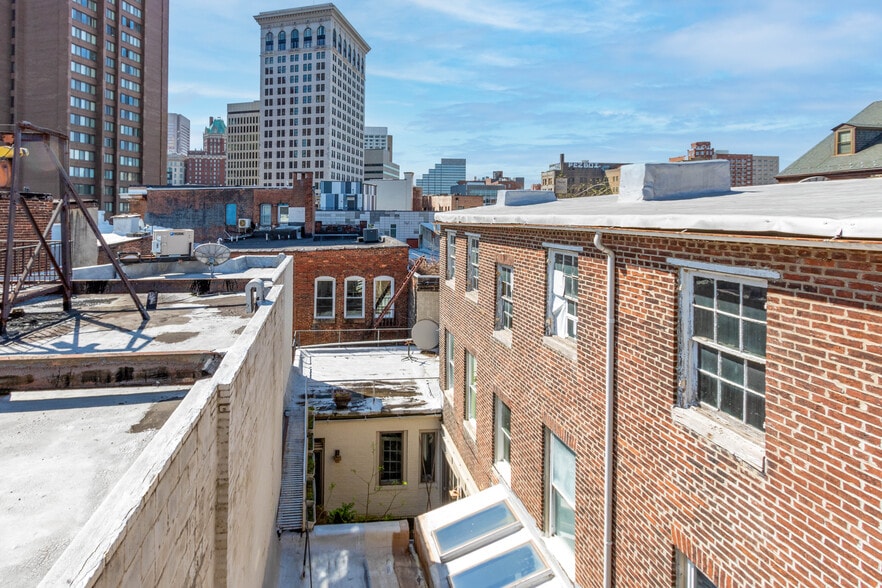 More Photos Of 115 W Saratoga St, Baltimore Storefront Retail Residential For Sale