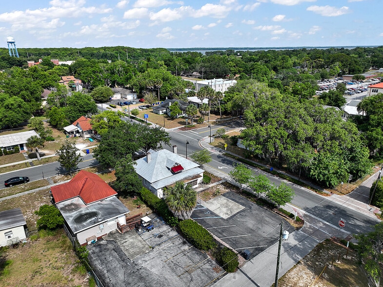 More Photos Of 324 N Texas Ave, Tavares Office For Lease