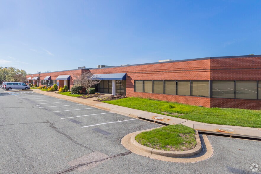 More Photos Of 4401-4445 Nicole Dr, Lanham Office For Lease