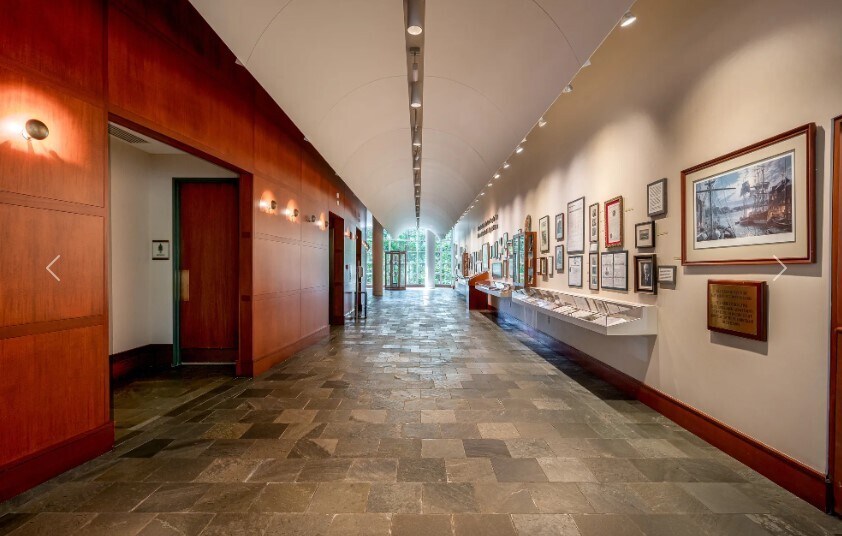 More Photos Of 10075 Red Run Blvd, Owings Mills Office For Lease