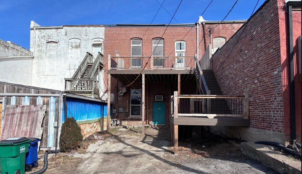 More Photos Of 319 Main St, Platte City Office For Lease