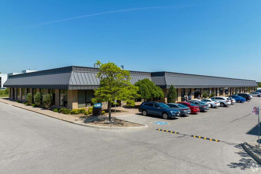 Primary Photo Of 6305 Northam Dr, Mississauga Flex For Lease