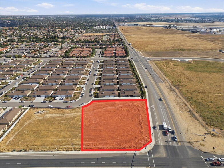 More Photos Of Merle Haggard Dr and Airport Dr, Bakersfield Land For Sale