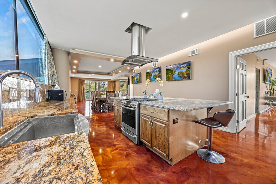 More Photos Of 4015 Luell St, Houston Specialty For Sale