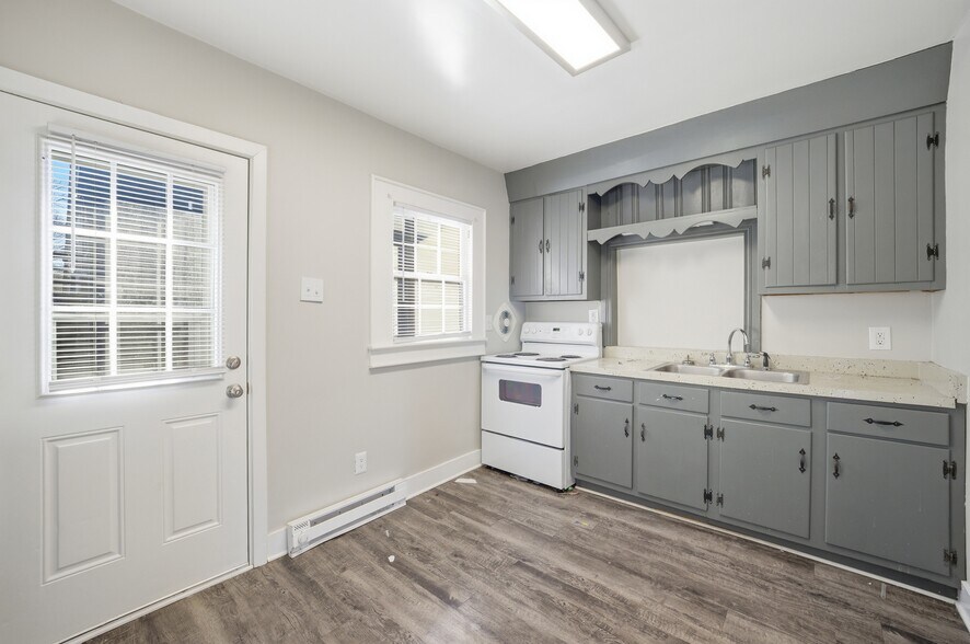 More Photos Of , Newport News Multifamily For Sale