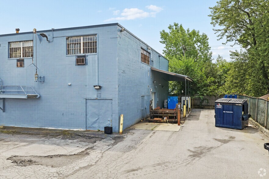 More Photos Of 3640 Delaware Ave, Tonawanda Supermarket For Sale