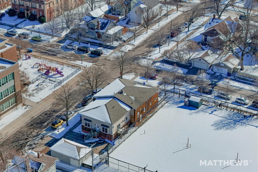 Primary Photo Of 1041-1043 Osceola Ave, Saint Paul Apartments For Sale