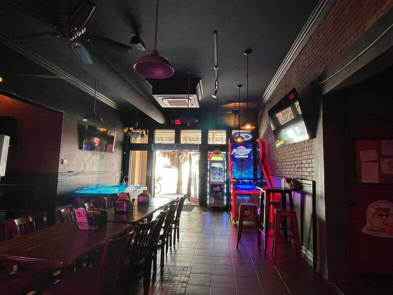 More Photos Of 404 Southard St, Key West Restaurant For Sale