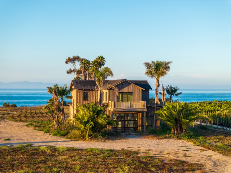 More Photos Of 5295 Shoreline Dr, Santa Barbara Land For Sale