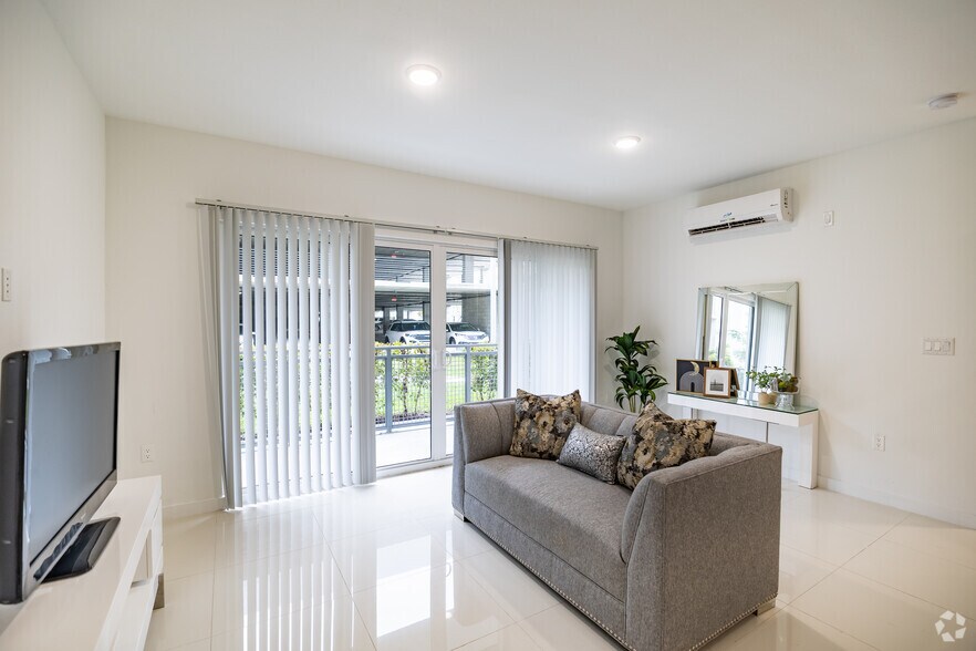 More Photos Of 25850 SW 140th Ct, Homestead Apartments For Lease