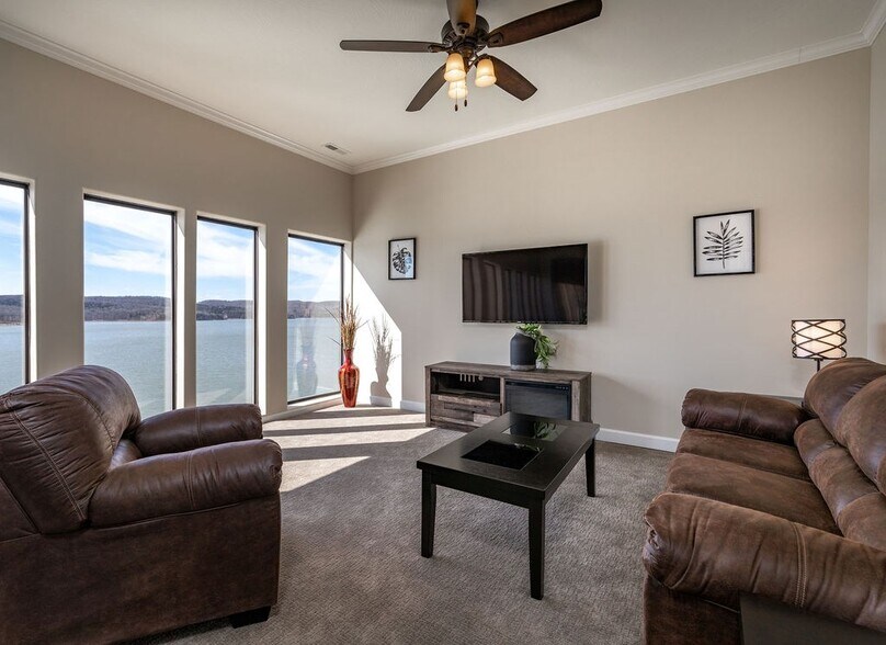 More Photos Of 4125 State Highway 86, Ridgedale General Retail For Sale