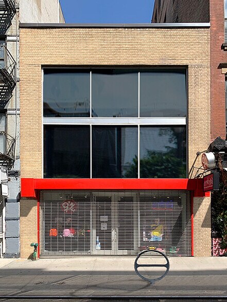 More Photos Of 258 Elizabeth St, New York Storefront Retail Office For Lease