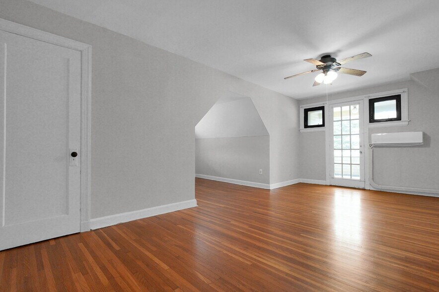 More Photos Of 2208 Arlington Ave, Columbus Apartments For Sale