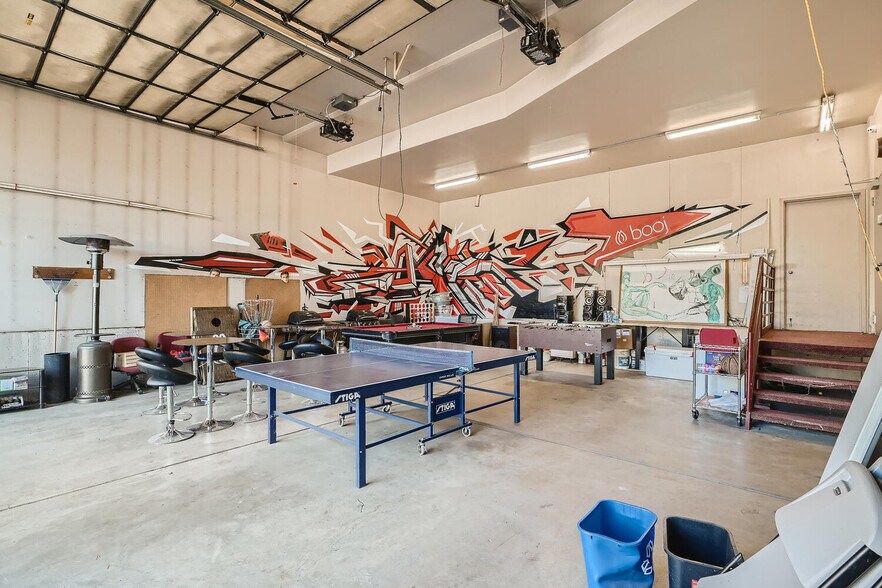 More Photos Of 1095 S Monaco Pky, Denver Office For Lease