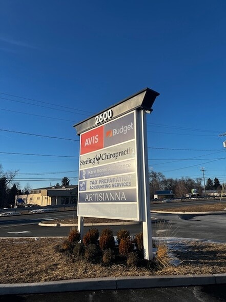 More Photos Of 2600 Berlin Tpke, Newington Storefront Retail Office For Lease