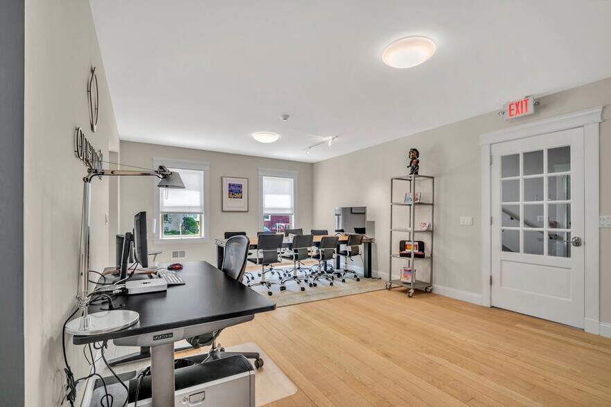 More Photos Of 131 Main St, White House Station Office Residential For Sale
