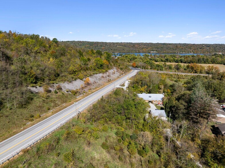 More Photos Of 4465 W Augusta Chatham Rd, Augusta Winery Vineyard For Sale