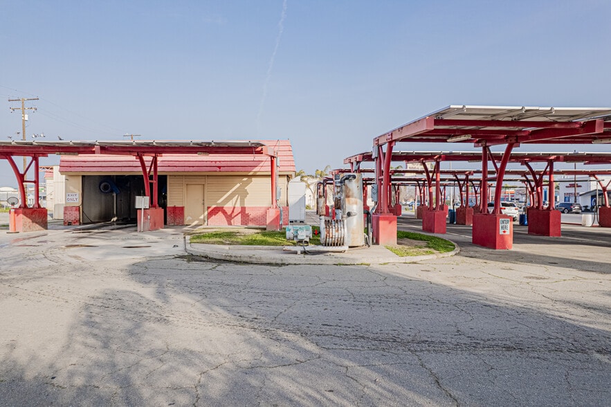 More Photos Of 1407 High St, Delano Carwash For Lease