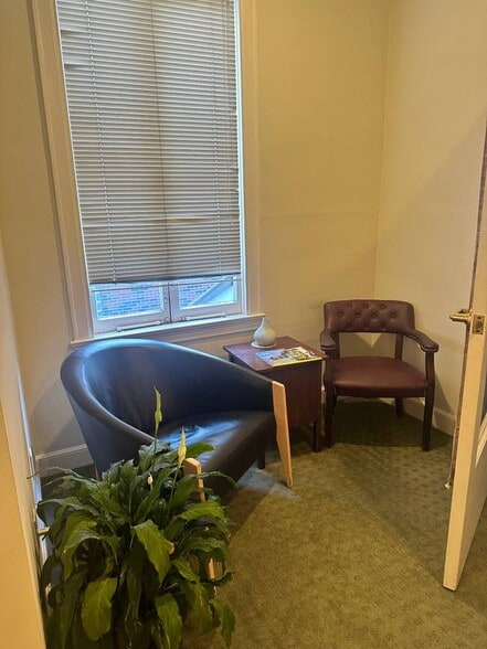More Photos Of 1408 chapin Ave, Burlingame Office For Lease