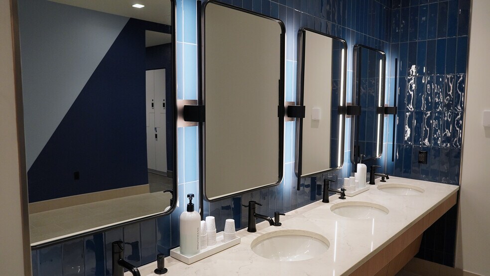 More Photos Of 101 E 2nd St, Tulsa Office For Lease