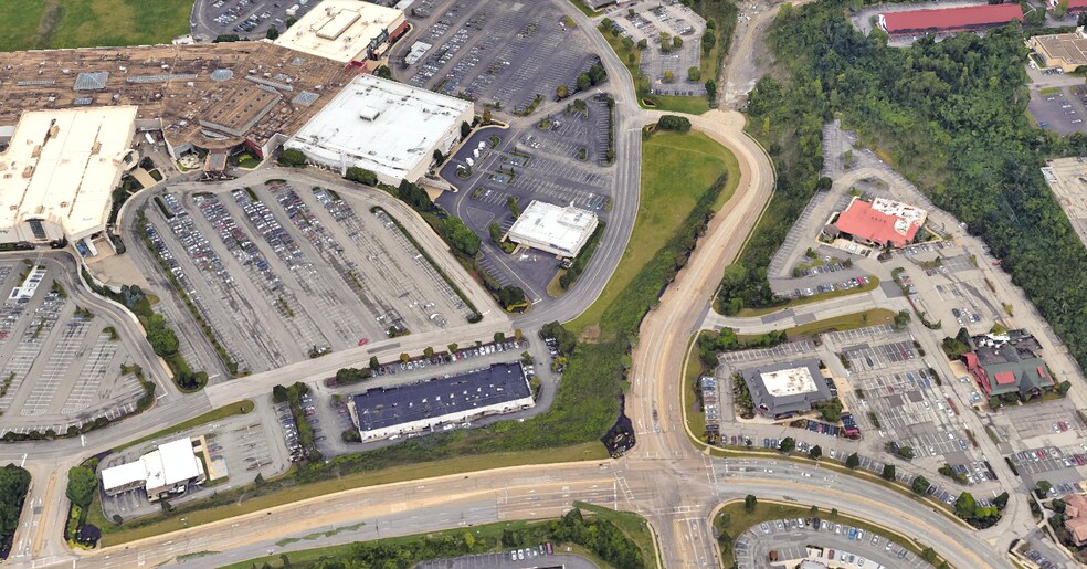 More Photos Of 1500 Robinson Center Dr, Pittsburgh Auto Repair For Lease