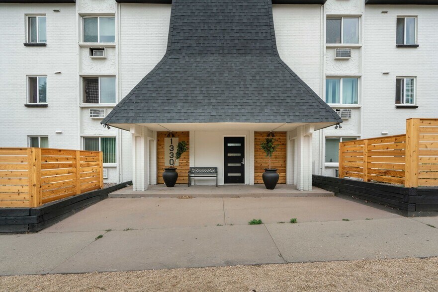 More Photos Of 1330 W Mississippi Ave, Denver Apartments For Sale