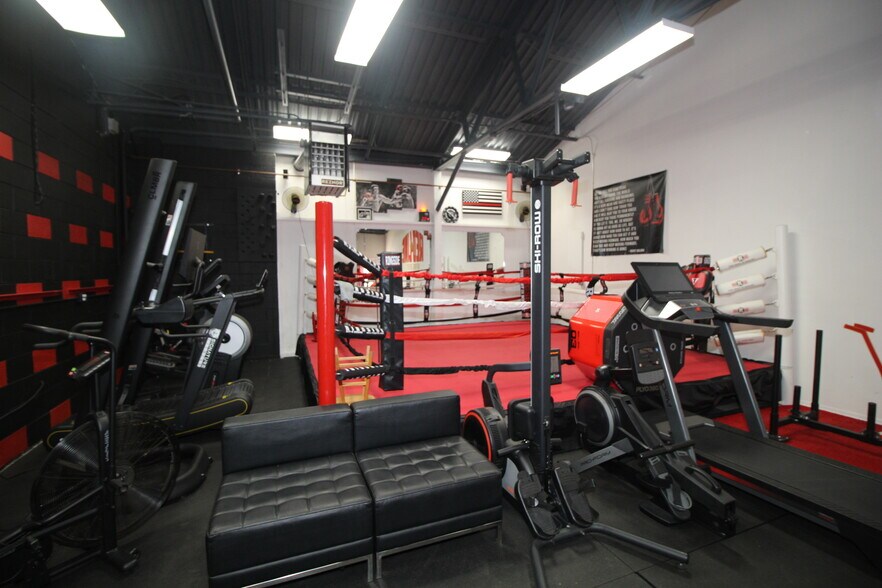 More Photos Of 77 S Union St, Lambertville Restaurant For Sale