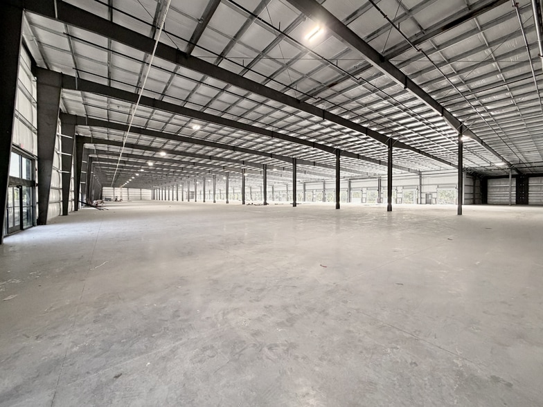 More Photos Of 4320 County Line Rd, Lakeland Unknown For Lease