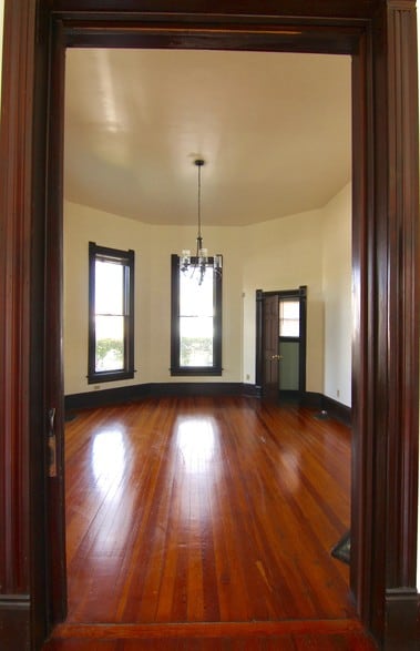 More Photos Of 1000 E Cesar Chavez St, Austin Loft Creative Space For Lease