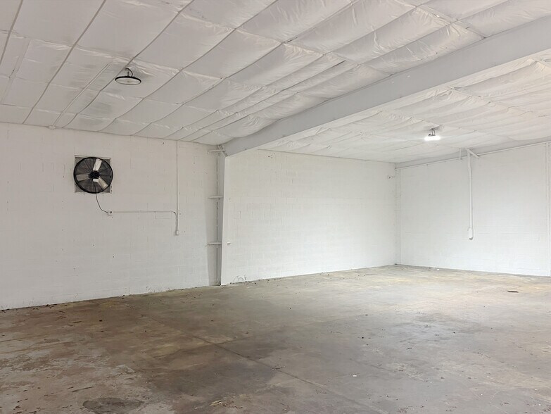 More Photos Of 16210 Clay Rd, Houston General Retail For Sale