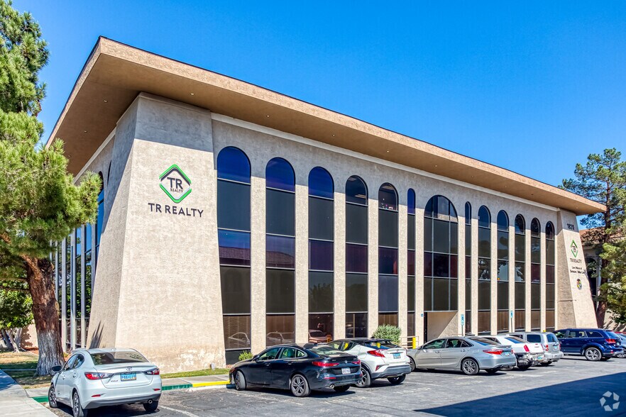 More Photos Of 1820 E Sahara Ave, Las Vegas Unknown For Lease