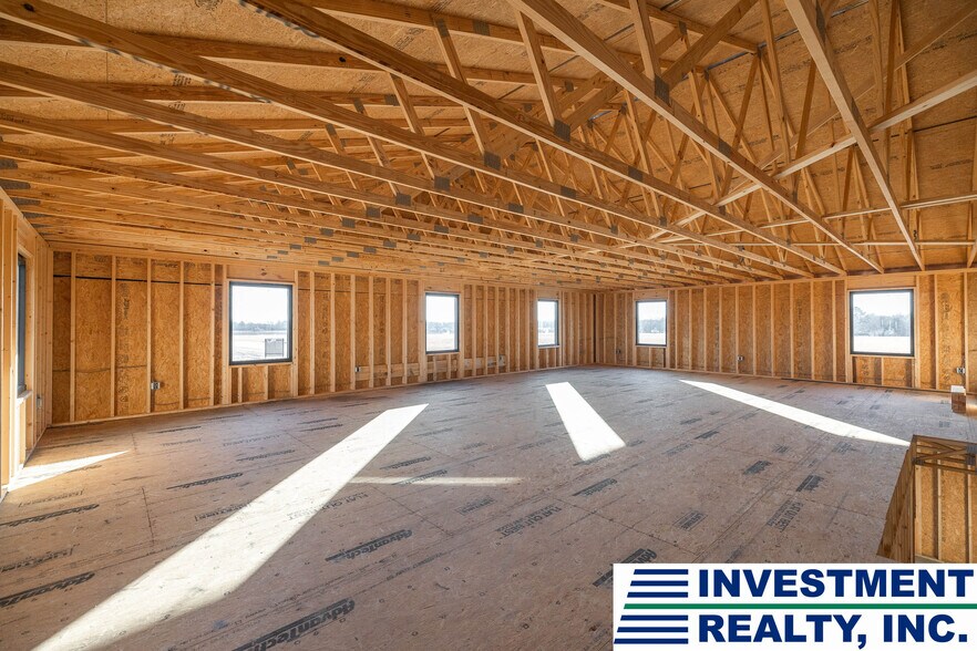 More Photos Of 405 Matlock Dr, Saint James Industrial For Lease