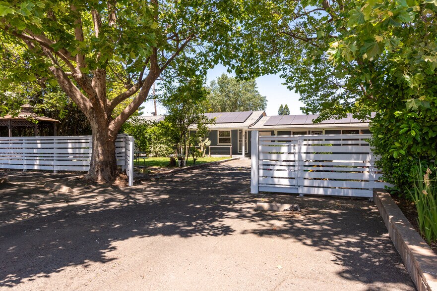 More Photos Of 595 Boyes Blvd, Sonoma Apartments For Sale